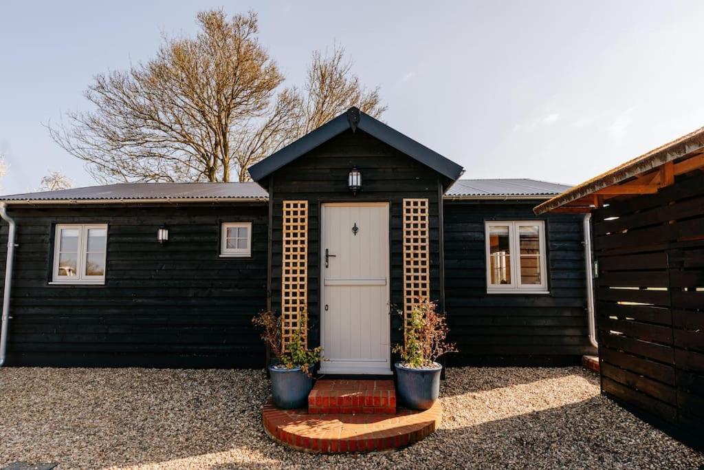 Beautiful Cottage In Bredfield Near To Woodbridge On The Suffolk Coast Exterior foto